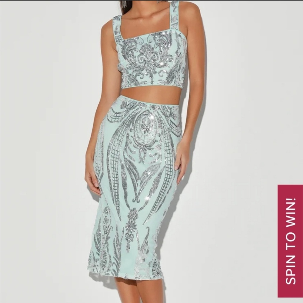 Lulus two piece sequin NWT